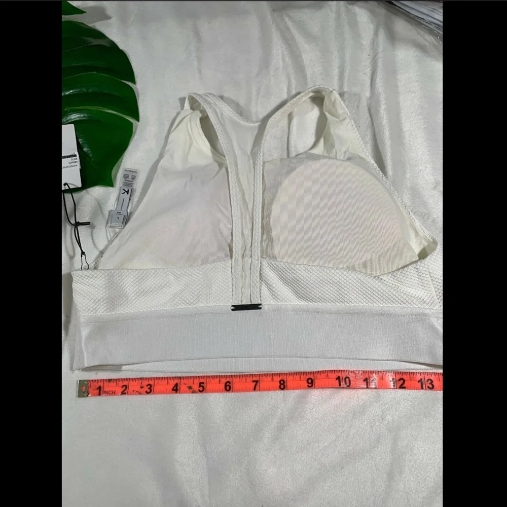 NWD‎ $105 Koral Loma Sports Bra in White [SZ Large ] - Picture 6 of 8